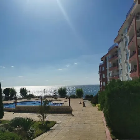 דירה Fort Noxs, Sea Together אלניטה