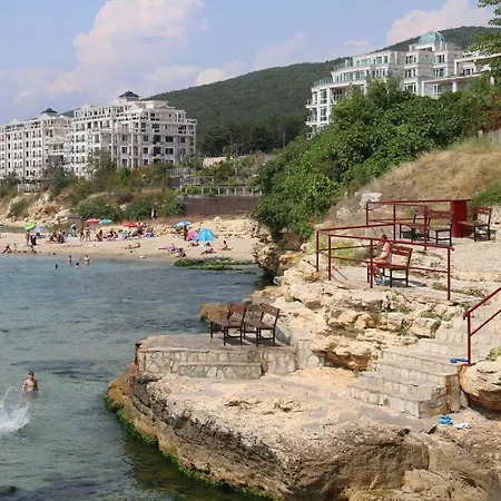 Fort Noxs, Sea Together דירה